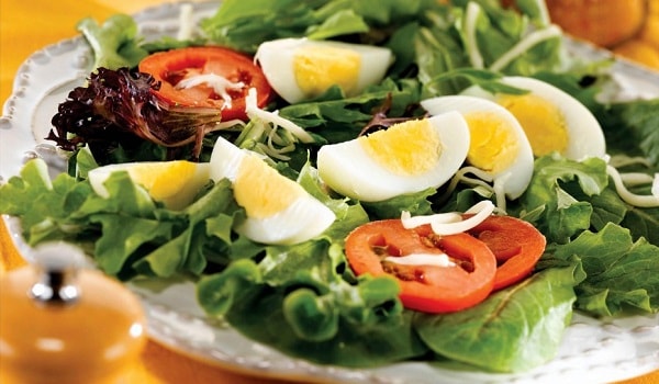 Salad-with-Eggs